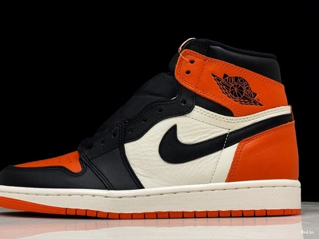 Bmlin 1 Off-Louis Jordan x OW AJ1 AQ0818-158 Air 0816